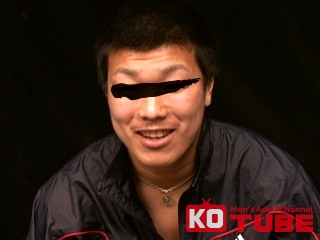 イモ系ノンケ藤原元助の初撮影!?ゴーグルマンに責められ発射!